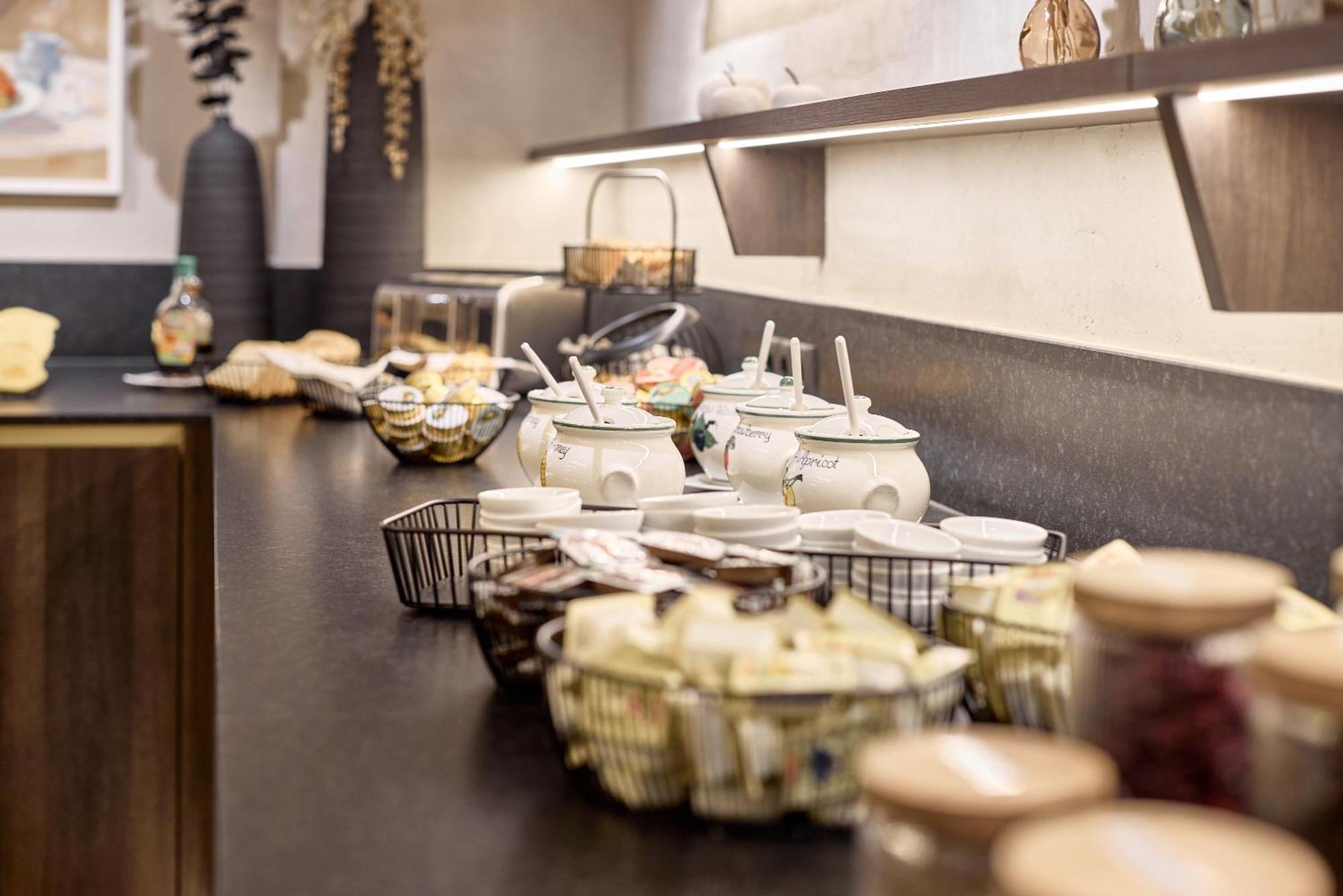 Hotel Auderer Imst Bagian luar foto