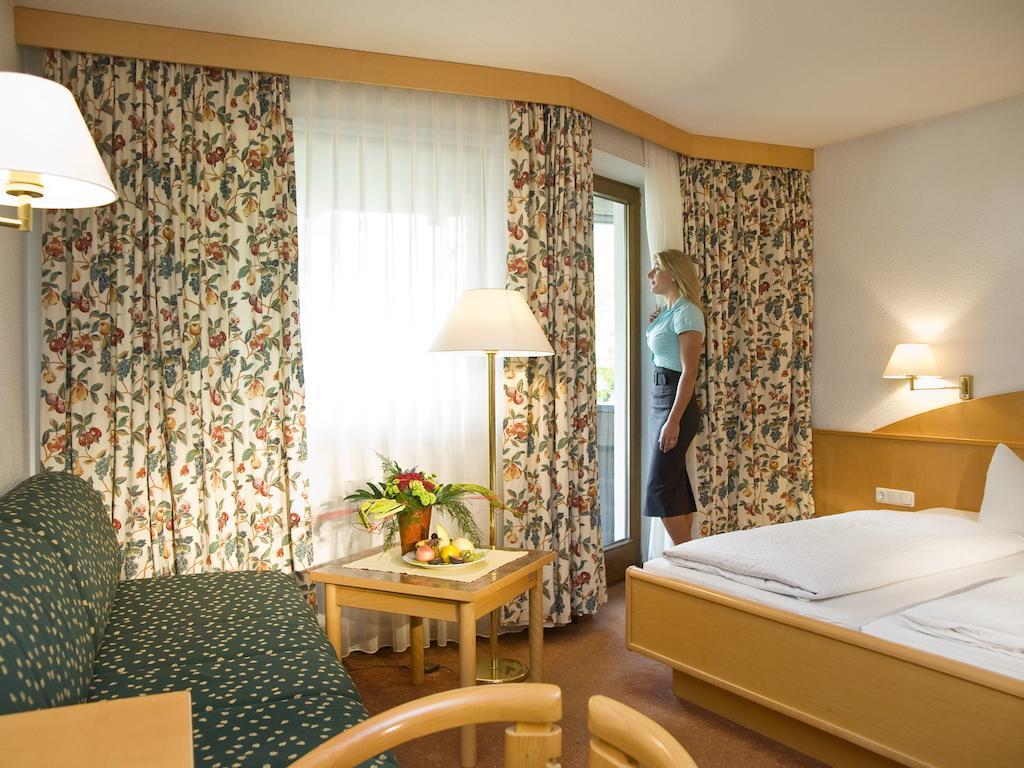 Hotel Auderer Imst Bagian luar foto