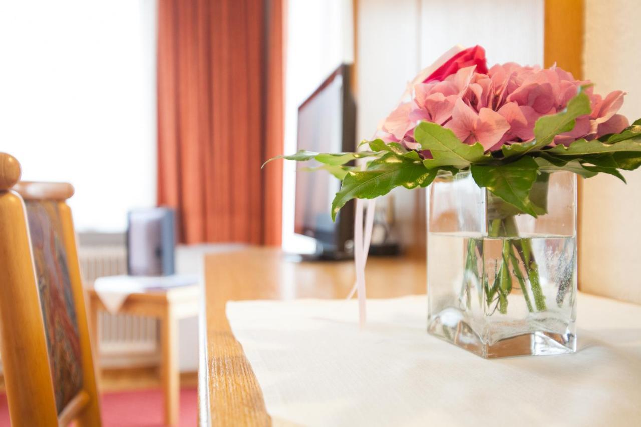 Hotel Auderer Imst Bagian luar foto